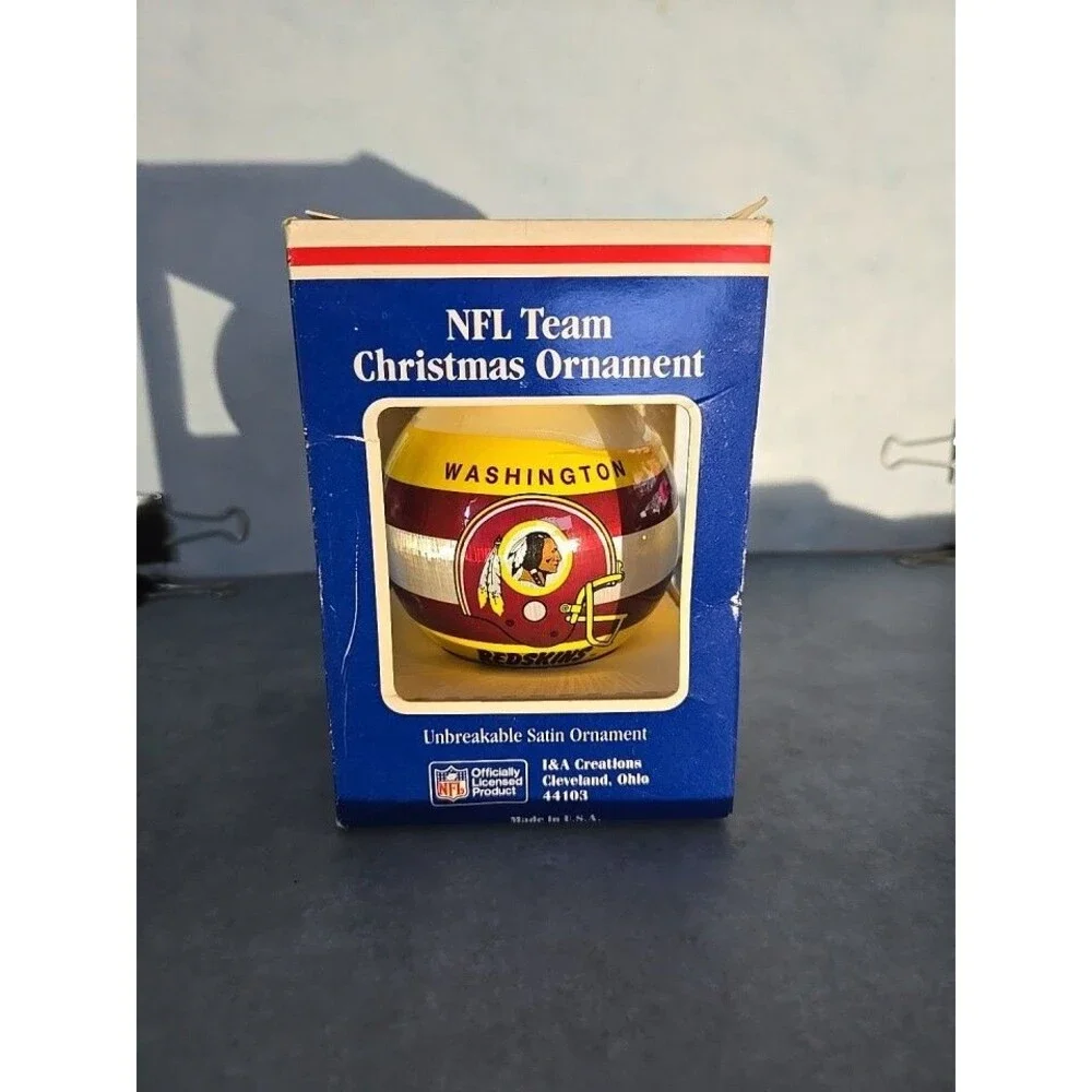 Vintage Washington Redskins Unbreakable Satin Ornament  (T-C)
